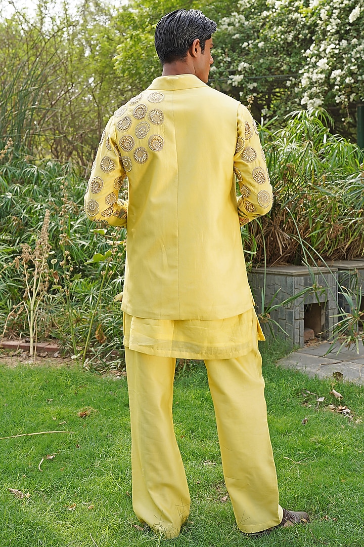 Yellow Chanderi Silk Embroidered Wedding Indowestern Set by Soniya G Men at Pernia's Pop Up Shop