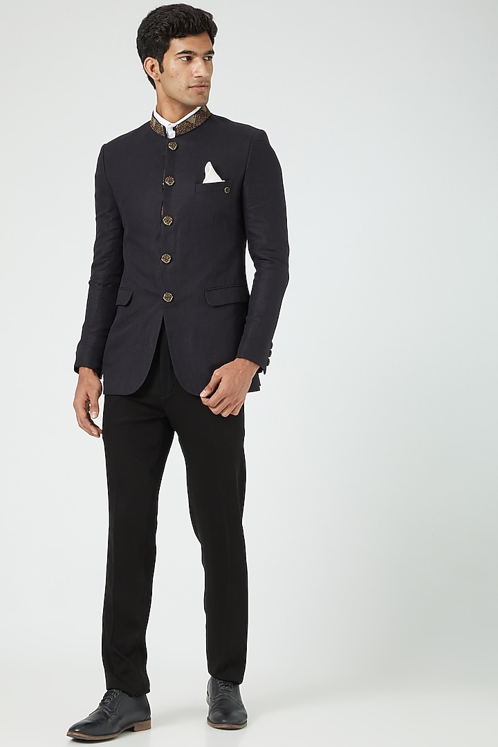 Black Embroidered Wedding Bandhgala Set by Soniya G Men at Pernia's Pop Up Shop