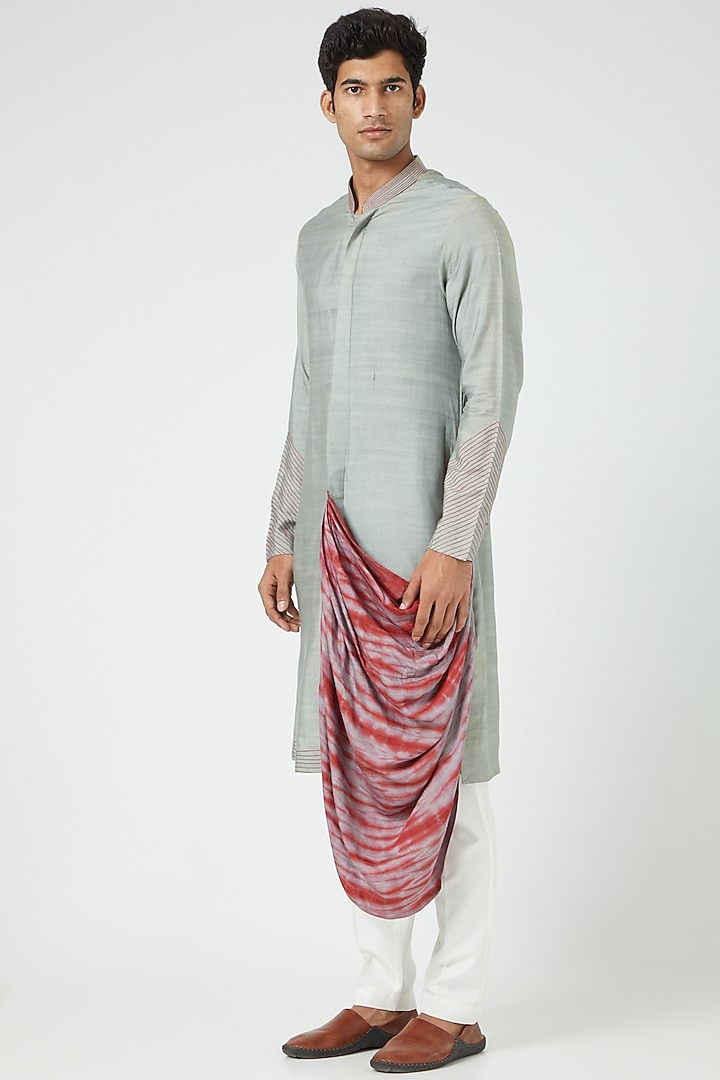 Grey Embroidered Jacket With Kurta Set by Soniya G Men at Pernia's Pop Up Shop
