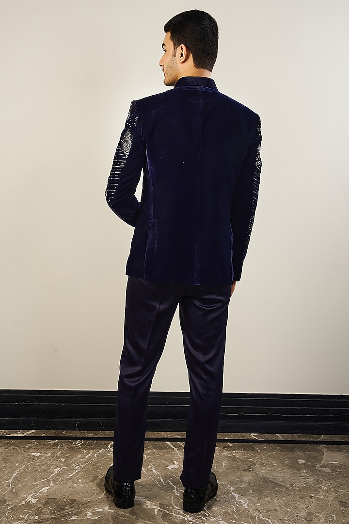 Navy Blue Velvet Thread Handwork Wedding Bandhgala Set by Soniya G Men at Pernia's Pop Up Shop