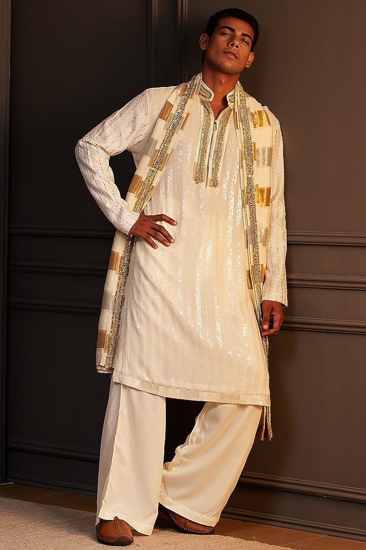 White Georgette Embellished Kurta Set by Soniya G Men at Pernia's Pop Up Shop