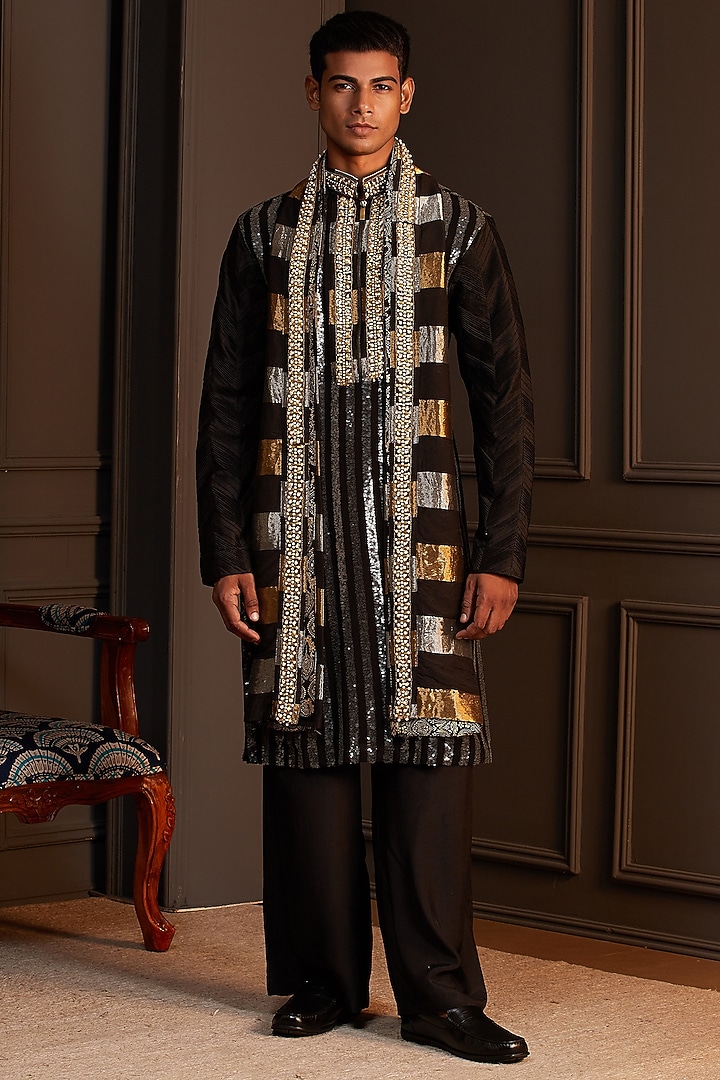 Black Georgette Kurta Set by Soniya G Men at Pernia's Pop Up Shop