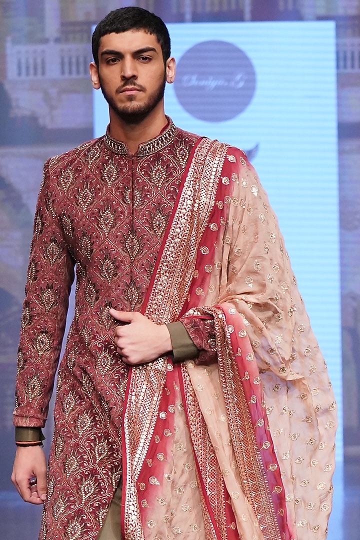 Maroon Velvet Groom Sherwani Set by Soniya G Men at Pernia's Pop Up Shop