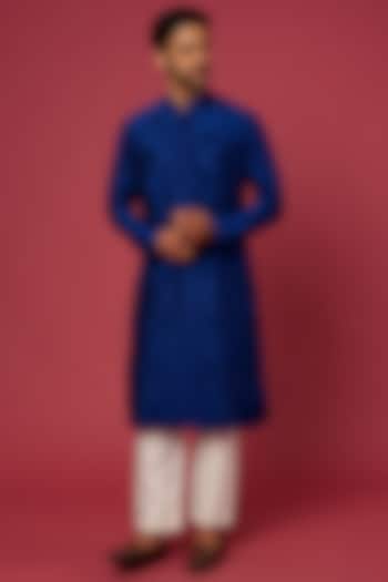 Royal Blue Embroidered Kurta Set by Soniya G Men at Pernia's Pop Up Shop