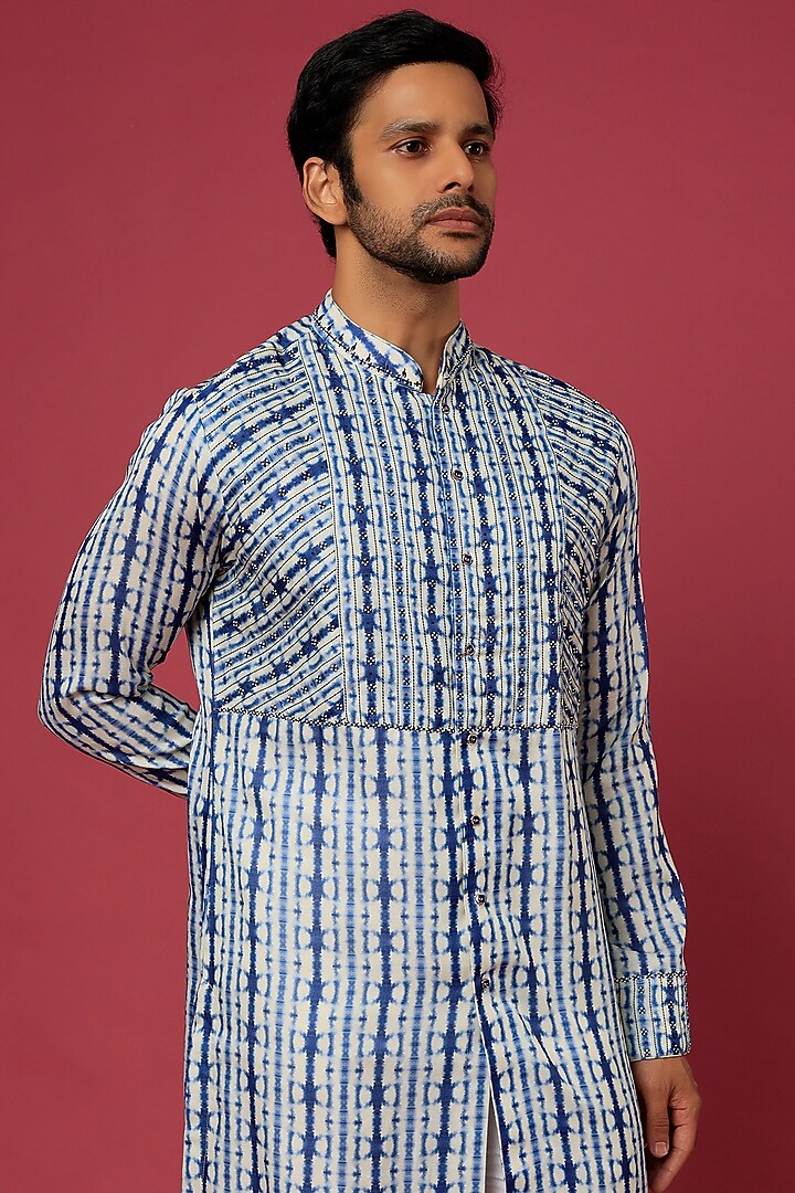 Blue & White Tie-Dyed Kurta Set by Soniya G Men at Pernia's Pop Up Shop