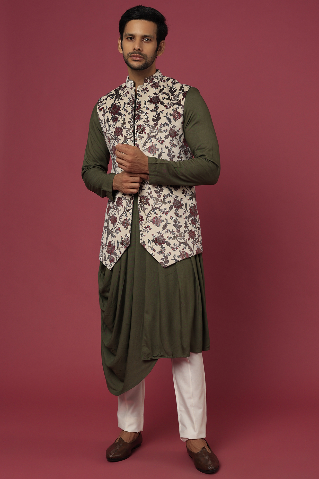 Multi-Colored Printed Jacket With Kurta Set by Soniya G Men at Pernia's Pop Up Shop