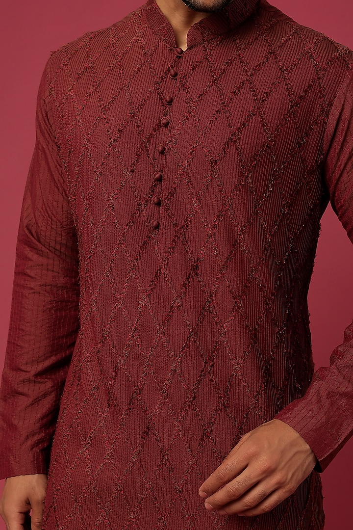 Maroon Embroidered Kurta Set by Soniya G Men at Pernia's Pop Up Shop