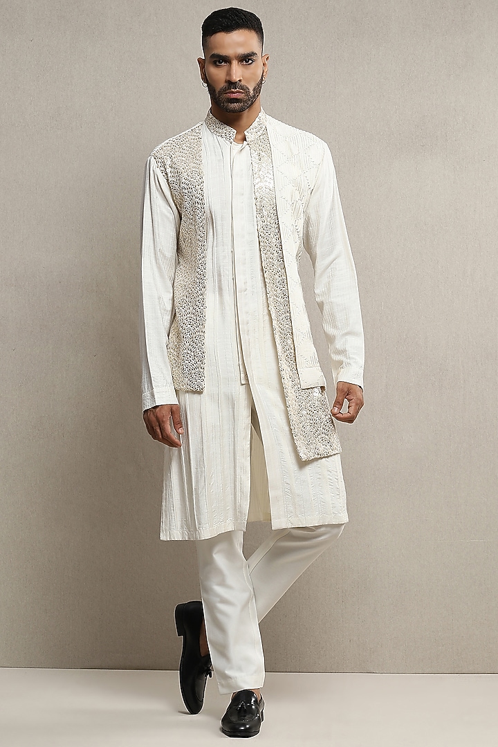 Ivory Handloom Silk Kurta Set by Soniya G Men at Pernia's Pop Up Shop