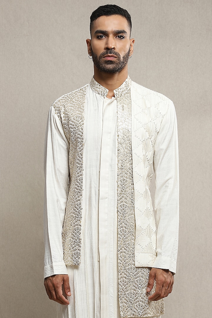 Ivory Handloom Silk Kurta Set by Soniya G Men at Pernia's Pop Up Shop