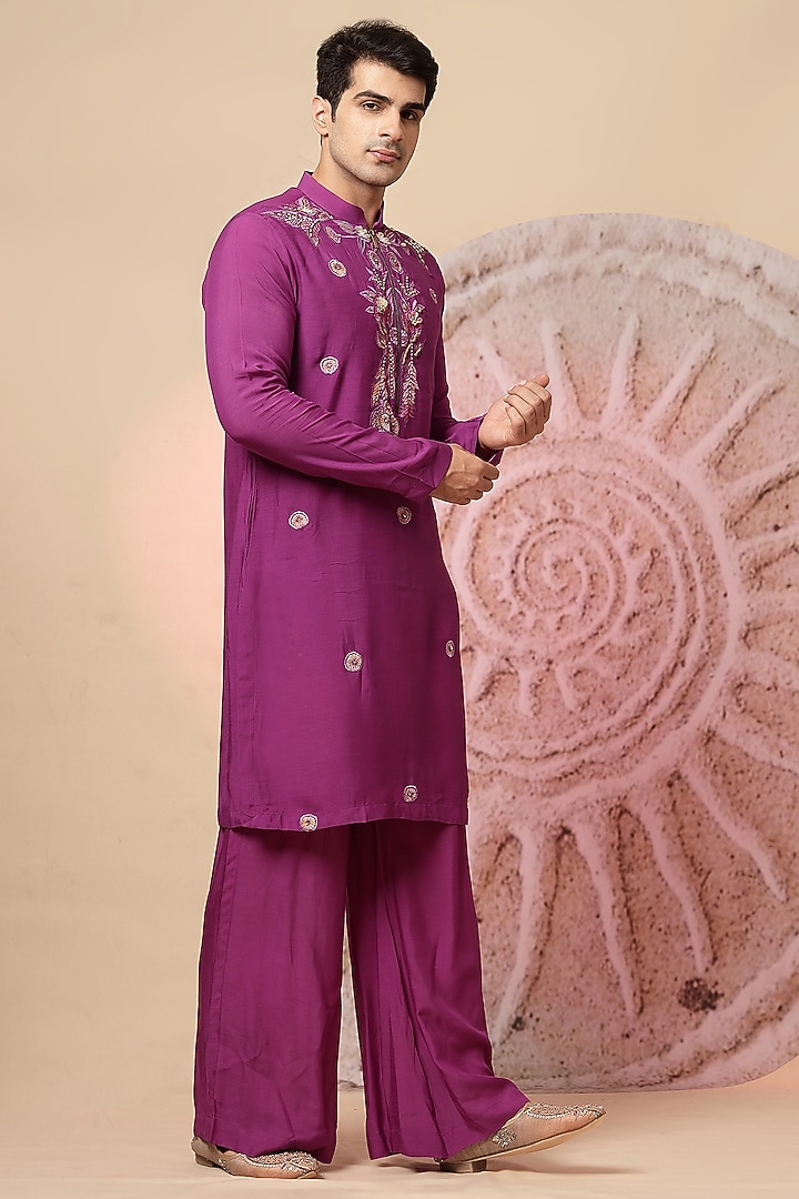 Purple Muslin Embroidered Kurta Set by Soniya G Men at Pernia's Pop Up Shop