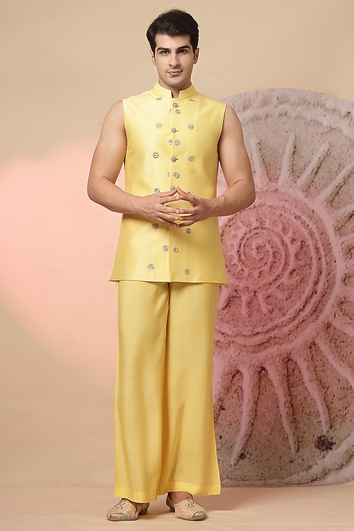 Yellow Chanderi Silk Embroidered Wedding Indowestern Set by Soniya G Men at Pernia's Pop Up Shop