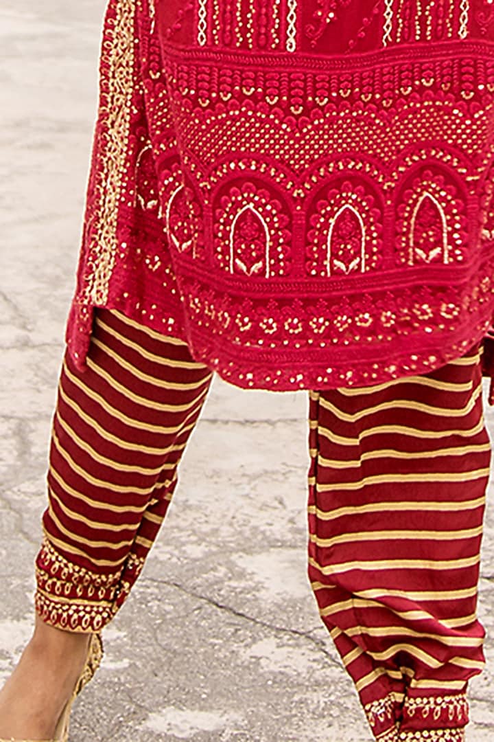 Red Embroidered Kurta Set by Soniya G at Pernia's Pop Up Shop