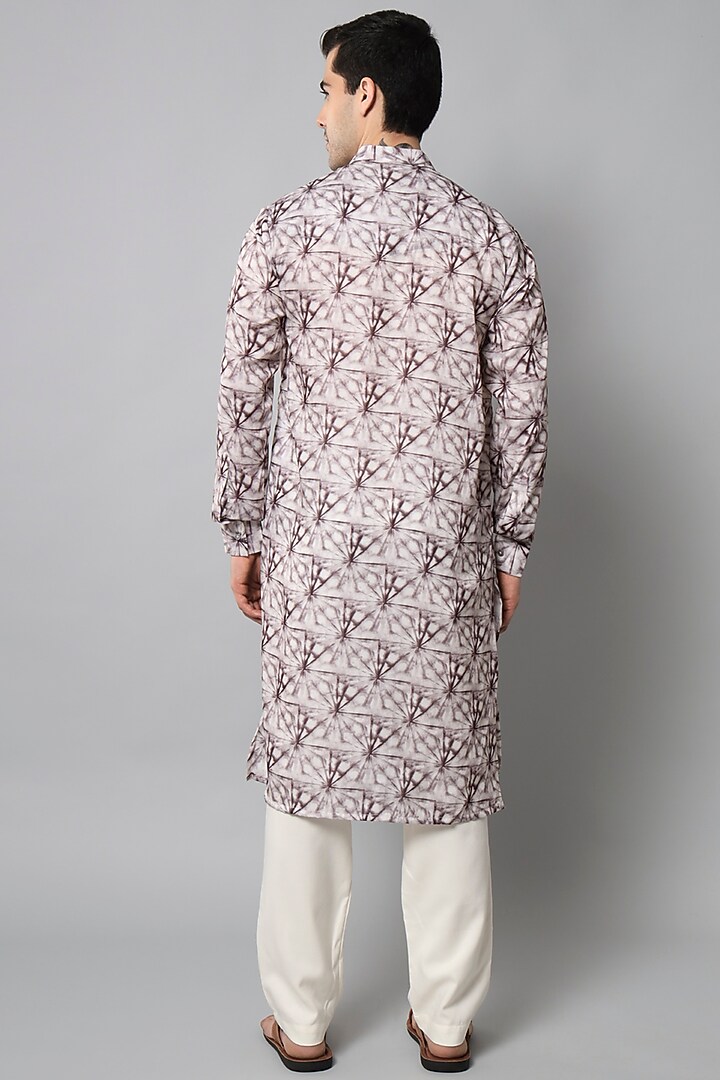 Off-White & Maroon Printed Kurta Set by Soniya G Men at Pernia's Pop Up Shop