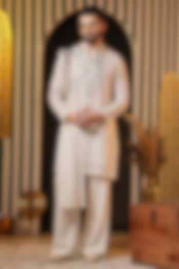 Off-White Sequin Georgette Embellished Kurta Set For Boys by Soniya G KIDS at Pernia's Pop Up Shop