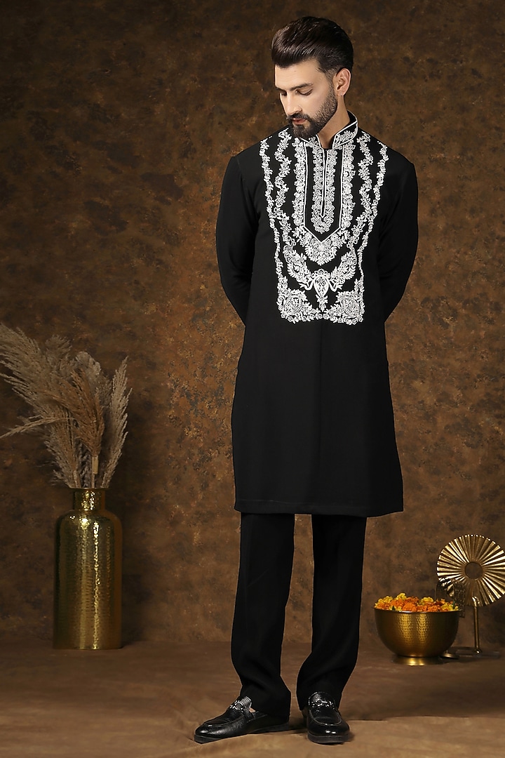 Black Japanese Fabric Threadwork Kurta Set For Boys by Soniya G KIDS at Pernia's Pop Up Shop