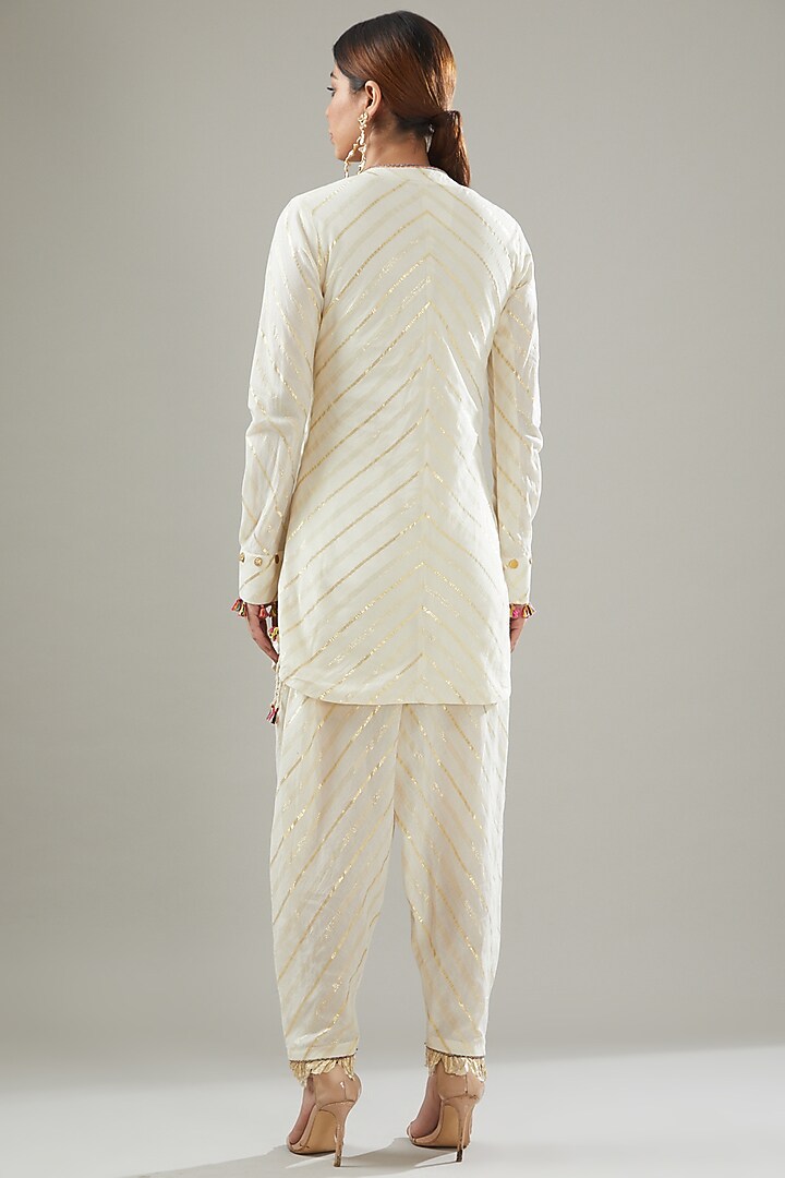 Ivory Cotton Kurta Set For Girls by Soniya G KIDS at Pernia's Pop Up Shop
