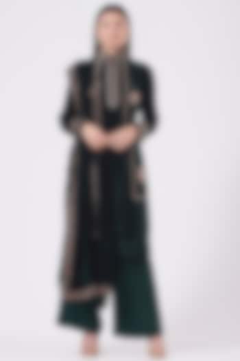 Bottle Green Velvet Embroidered Kurta Set For Girls by Soniya G KIDS at Pernia's Pop Up Shop