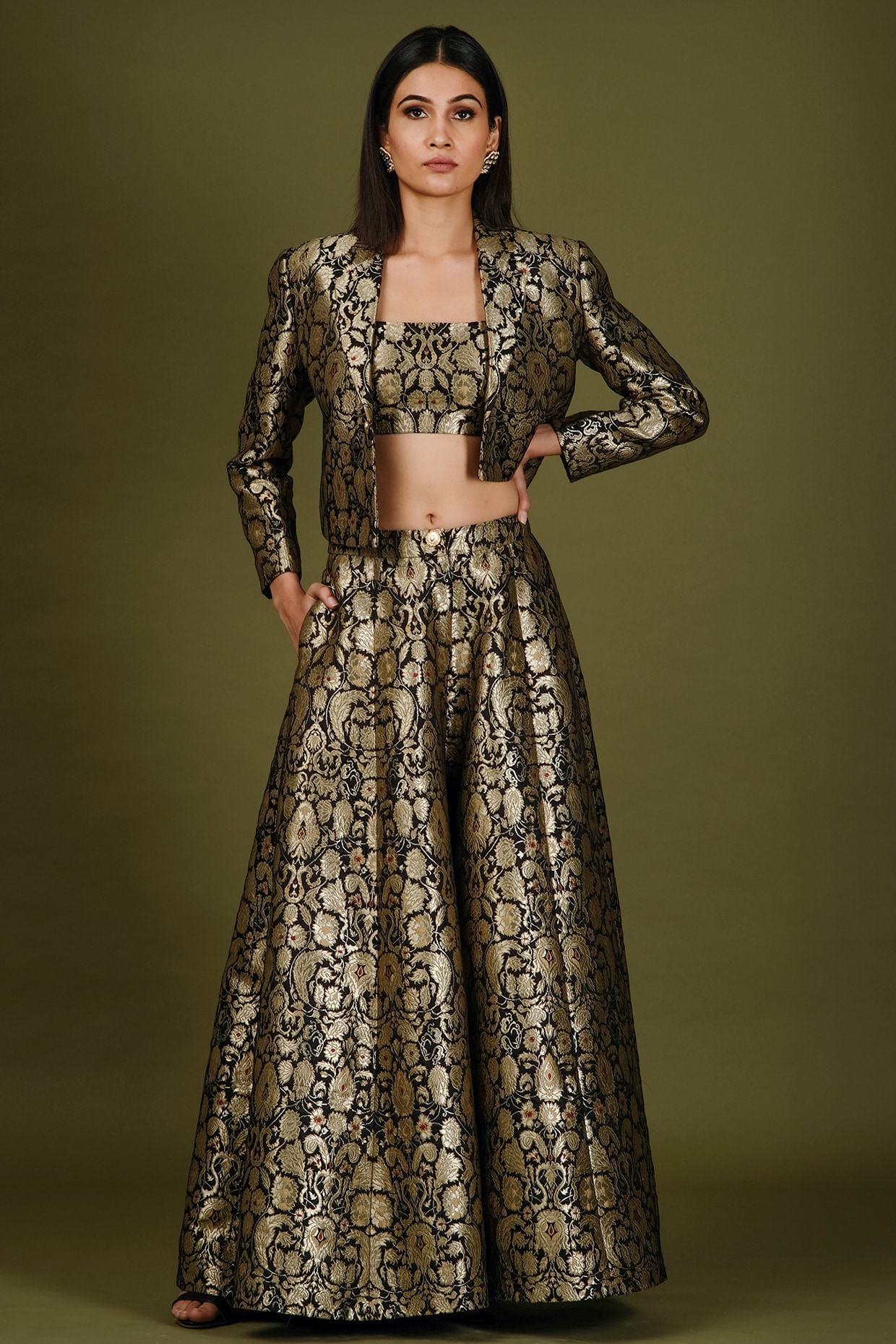 Sara Ali Khan Black And Golden Gorgeous Lehenga | Ethnicroop