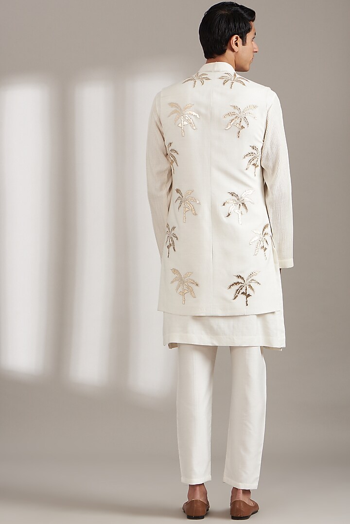 Ivory Handloom Silk Kurta Jacket Set For Boys by Soniya G KIDS at Pernia's Pop Up Shop