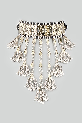 White Finish Glass-Cut Kundan Necklace by Shringaaar