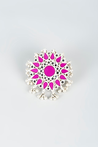 White Finish Ring With Kundan by Shringaaar