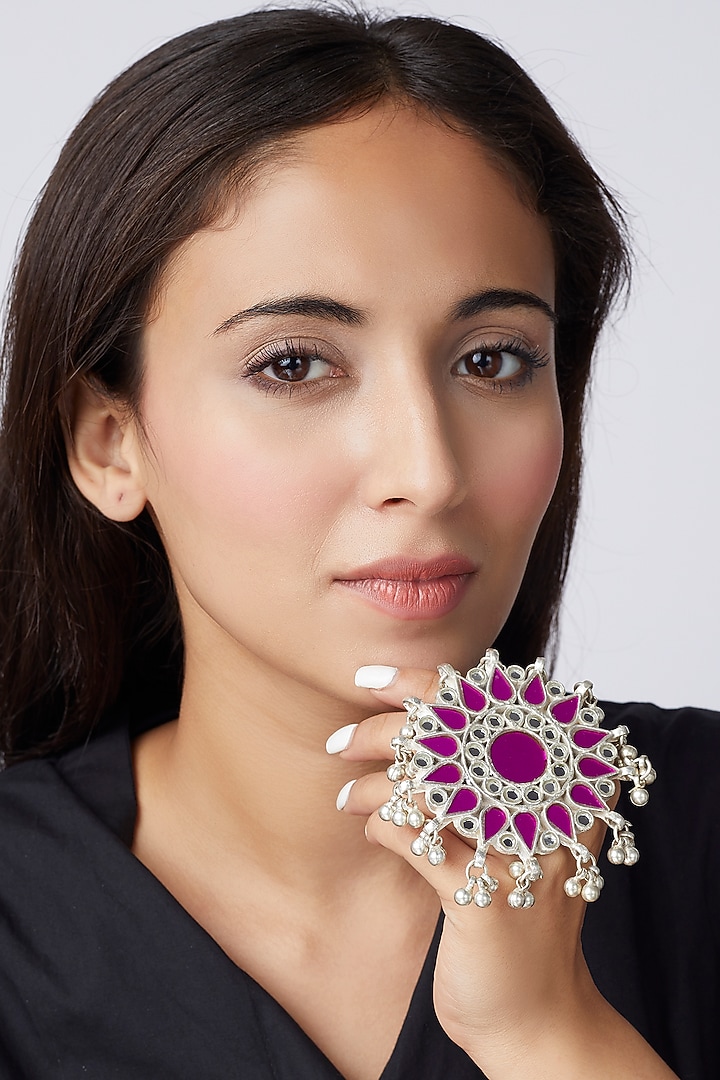 White Finish Ring With Kundan by Shringaaar at Pernia's Pop Up Shop