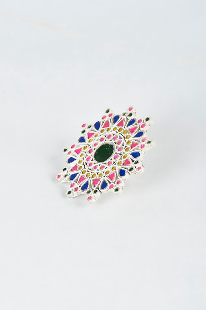 White Finish Ring With Glass Kundan by Shringaaar at Pernia's Pop Up Shop
