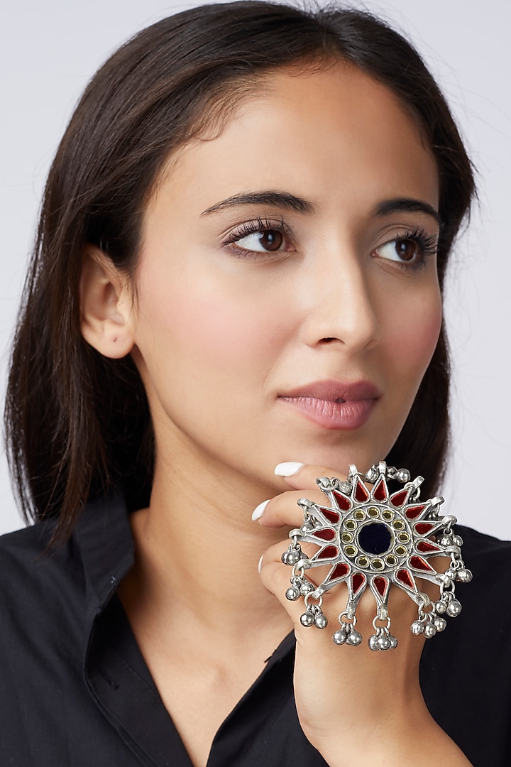 Antique Finish Alloy Ring With Glass Kundan by Shringaaar at Pernia's Pop Up Shop