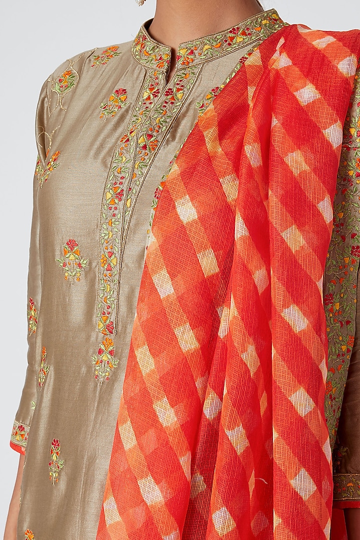Beige & Orange Embroidered Kurta Set by Sunira at Pernia's Pop Up Shop