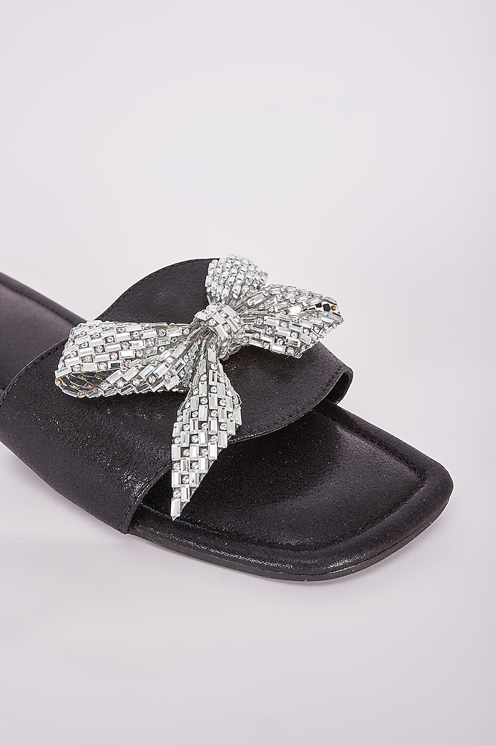 Ladies Fashion Flip Flop Slipper at best price in Mumbai by Aggarwal  Traders