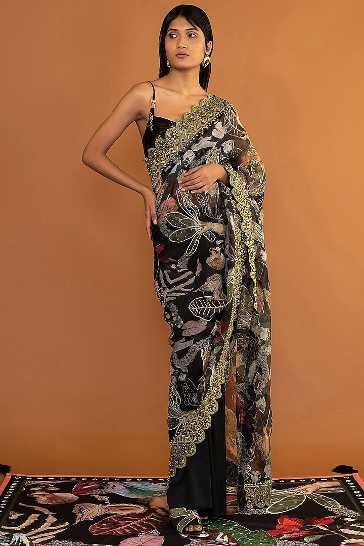 Black Printed Saree Design By Shivan And Narresh At Pernias Pop Up Shop 2024 