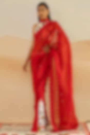 Red & White Jaiscape Printed Fern Skein Tailored Saree by Shivan & Narresh