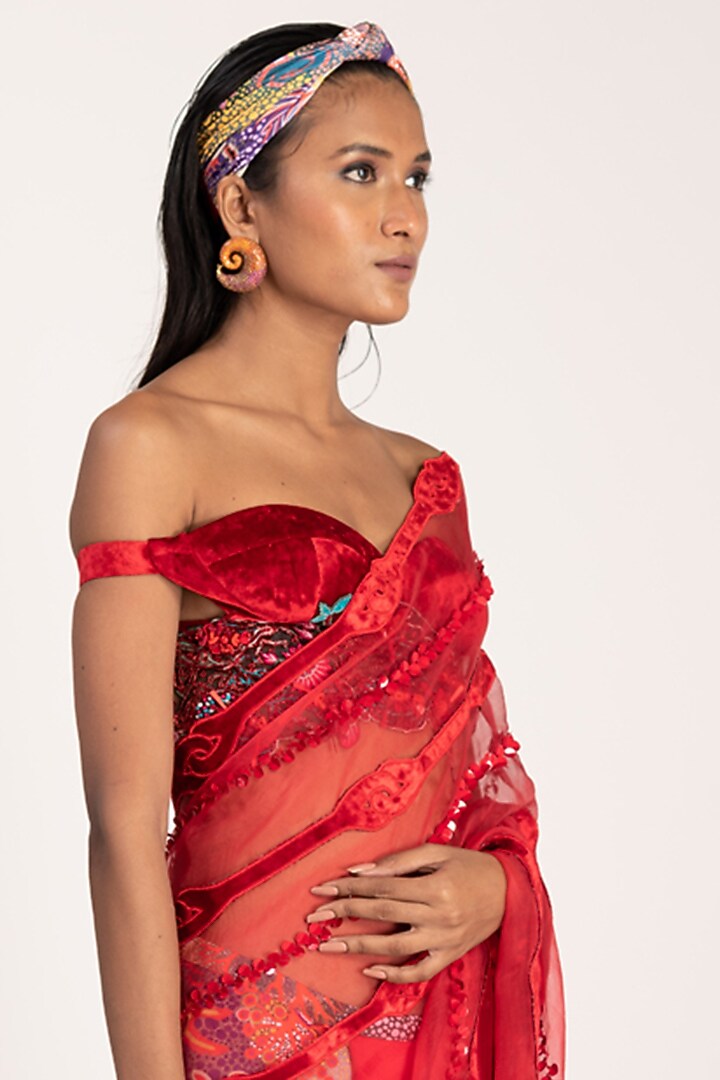 Red Pre-Stitched Reception Saree With Resin Skein Work by Shivan & Narresh at Pernia's Pop Up Shop