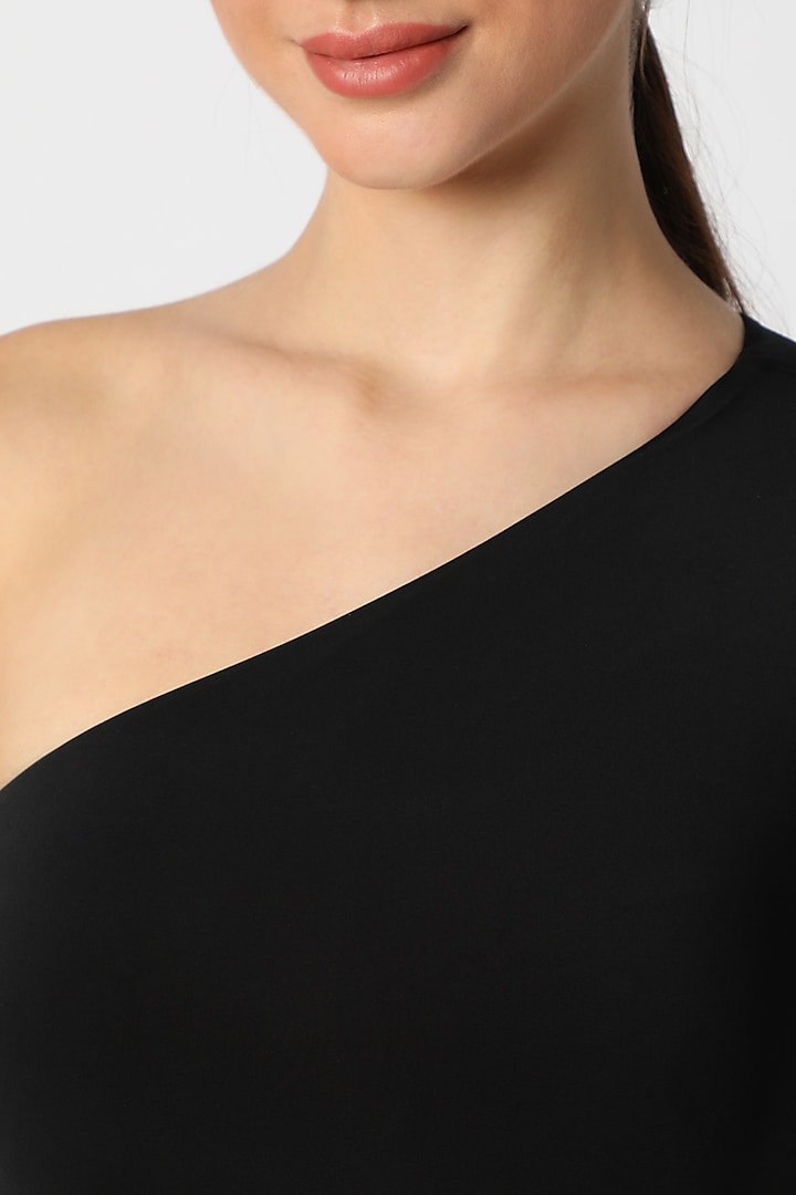 Black One Shoulder Bustier by Shivan & Narresh at Pernia's Pop Up Shop