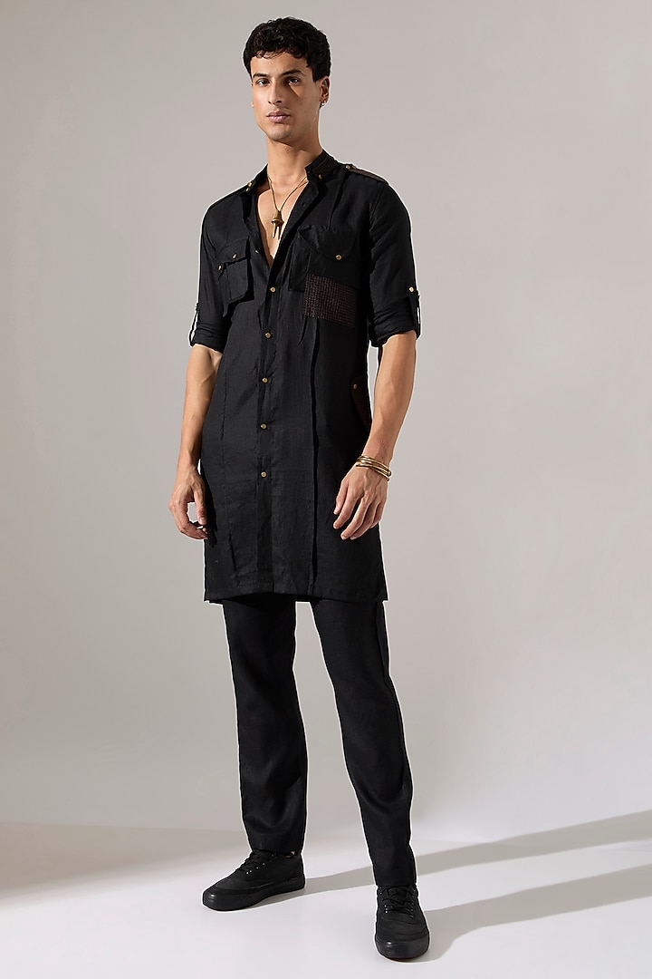 Black Linen Kurta Set by Son Of A Noble SNOB Men at Pernia's Pop Up Shop
