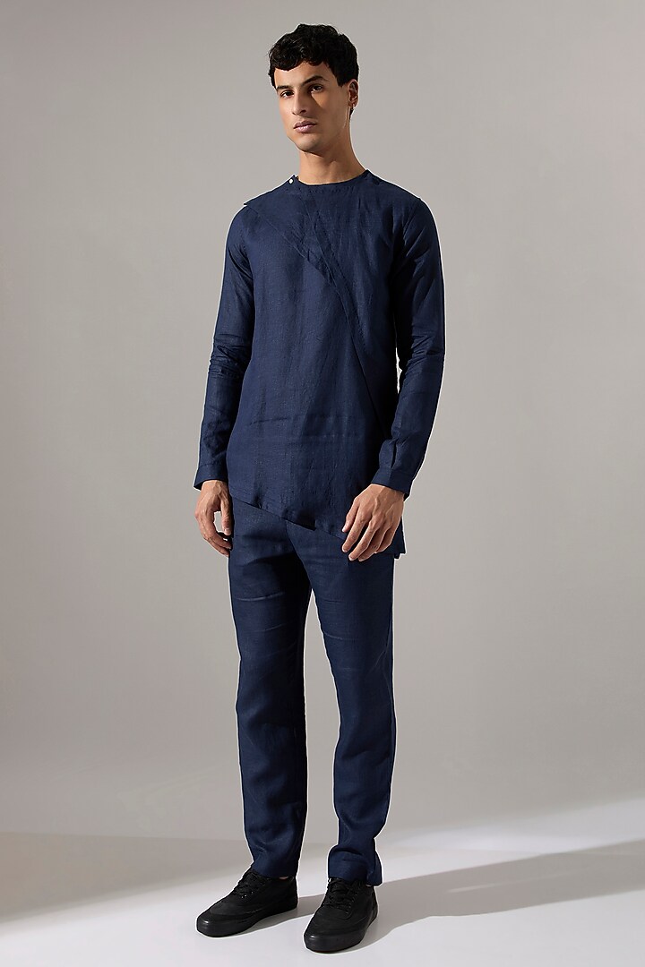 Navy Linen Kurta Set by Son Of A Noble SNOB Men at Pernia's Pop Up Shop
