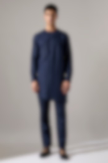Navy Linen Kurta Set by Son Of A Noble SNOB Men at Pernia's Pop Up Shop