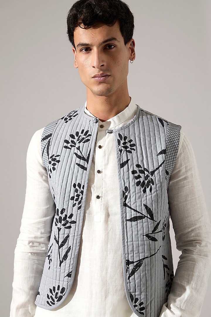 Grey Cotton Printed Bundi Jacket by Son Of A Noble SNOB Men at Pernia's Pop Up Shop