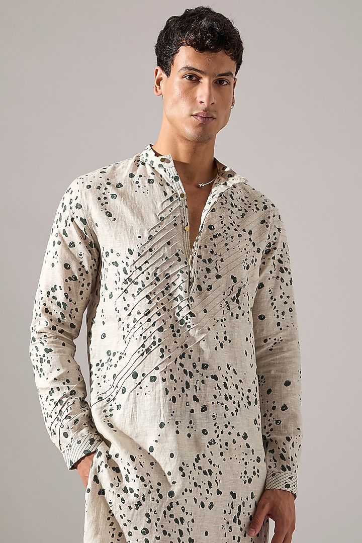 Ivory Linen Printed Kurta Set by Son Of A Noble SNOB Men at Pernia's Pop Up Shop