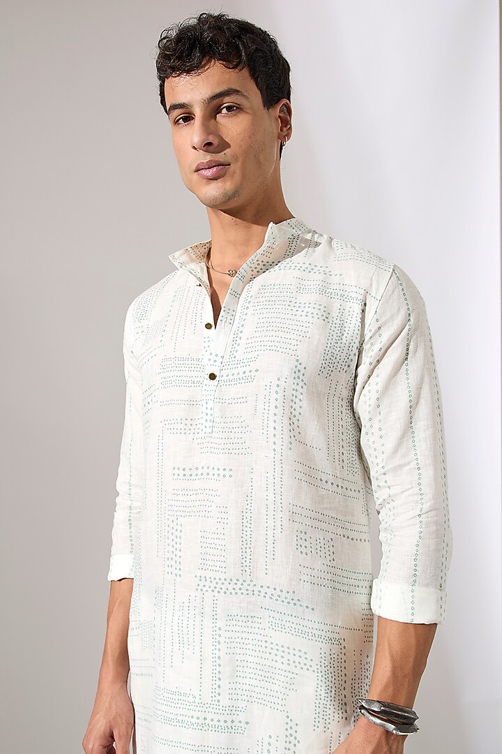 White Linen Printed Kurta Set by Son Of A Noble SNOB Men at Pernia's Pop Up Shop