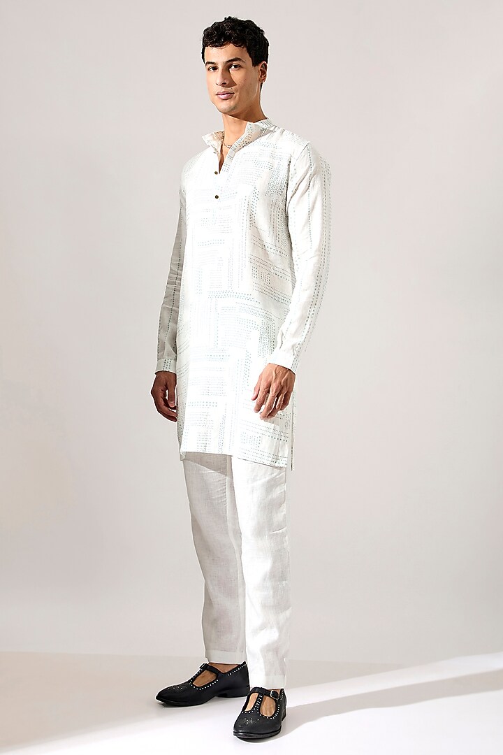 White Linen Printed Kurta Set by Son Of A Noble SNOB Men at Pernia's Pop Up Shop
