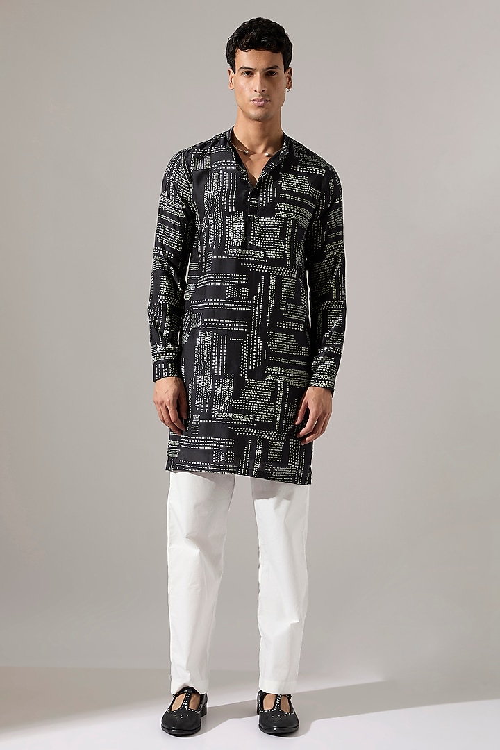 Black Modal Printed Kurta Set by Son Of A Noble SNOB Men at Pernia's Pop Up Shop