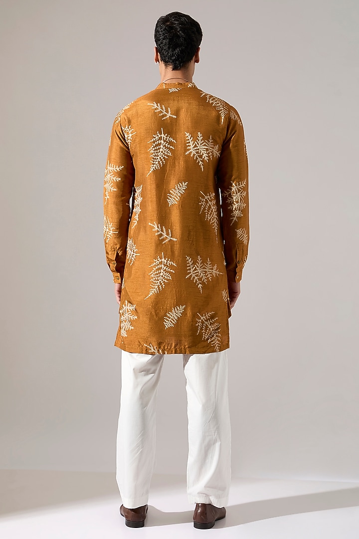 Bright Mustard Raw Silk Kurta Set by Son Of A Noble SNOB Men at Pernia's Pop Up Shop