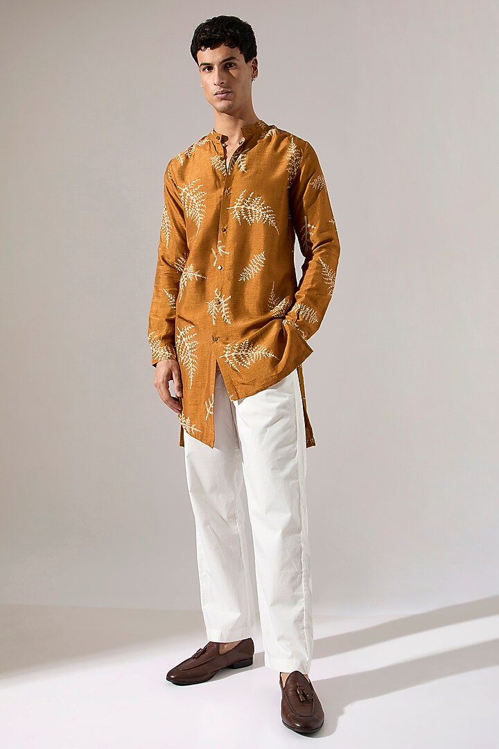 Bright Mustard Raw Silk Kurta Set by Son Of A Noble SNOB Men at Pernia's Pop Up Shop