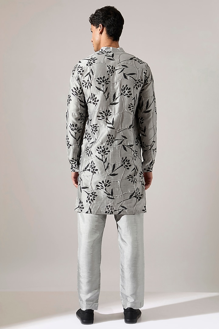 Grey Chanderi Printed Kurta Set by Son Of A Noble SNOB Men at Pernia's Pop Up Shop