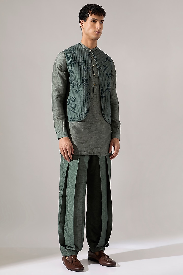 Sage Cotton & Raw Silk Kurta Set by Son Of A Noble SNOB Men at Pernia's Pop Up Shop