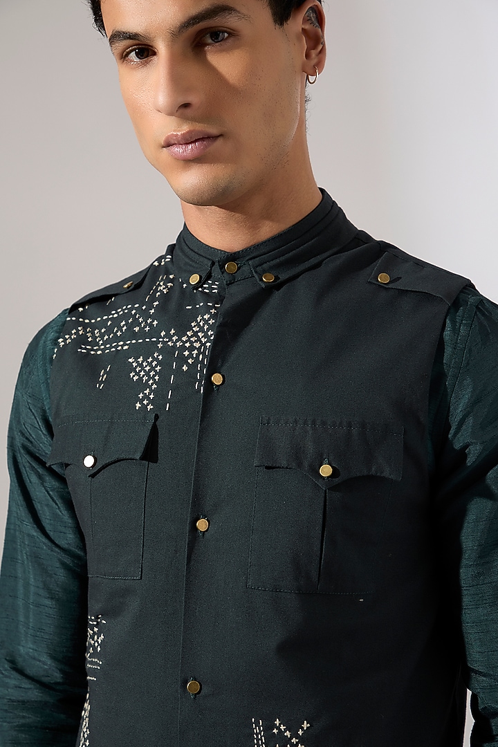 Forest Green Raw Silk Hand Embroidered Bundi Jacket Set by Son Of A Noble SNOB Men at Pernia's Pop Up Shop