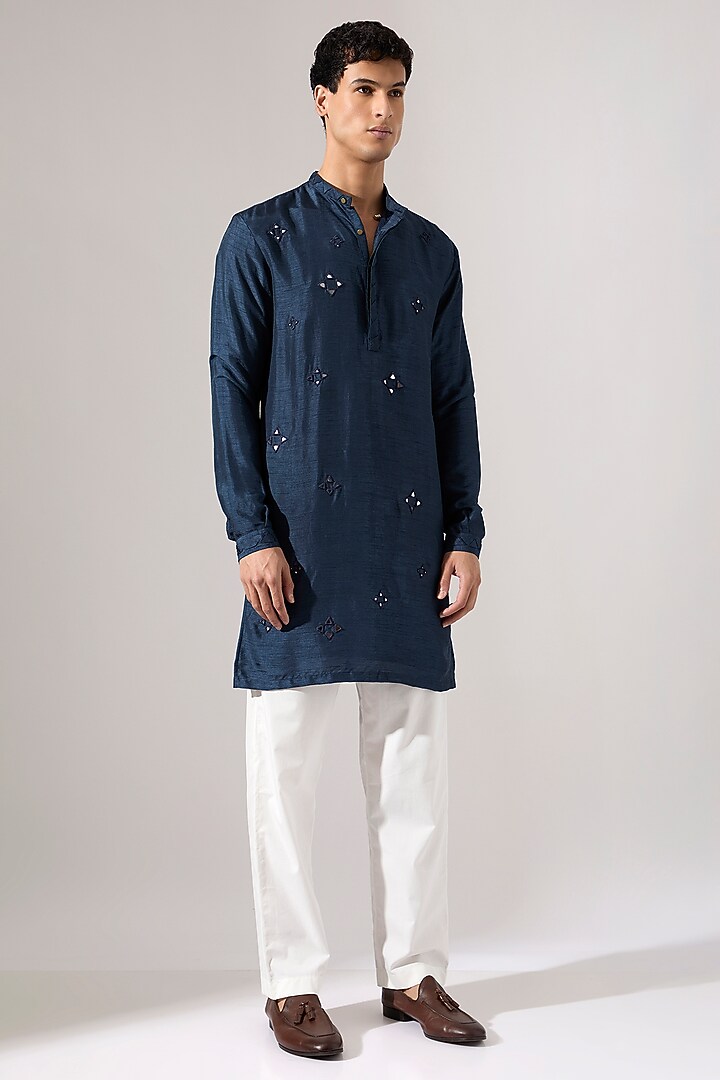 Navy Raw Silk Hand Embroidered Kurta Set by Son Of A Noble SNOB Men at Pernia's Pop Up Shop