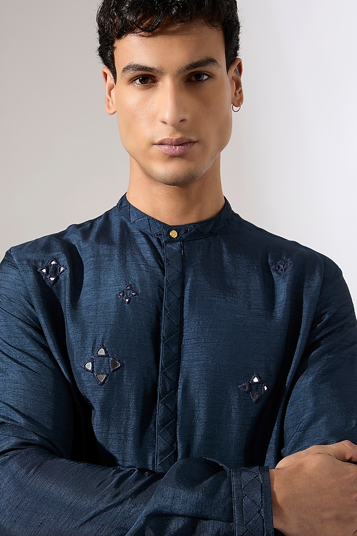 Navy Raw Silk Hand Embroidered Kurta Set by Son Of A Noble SNOB Men at Pernia's Pop Up Shop