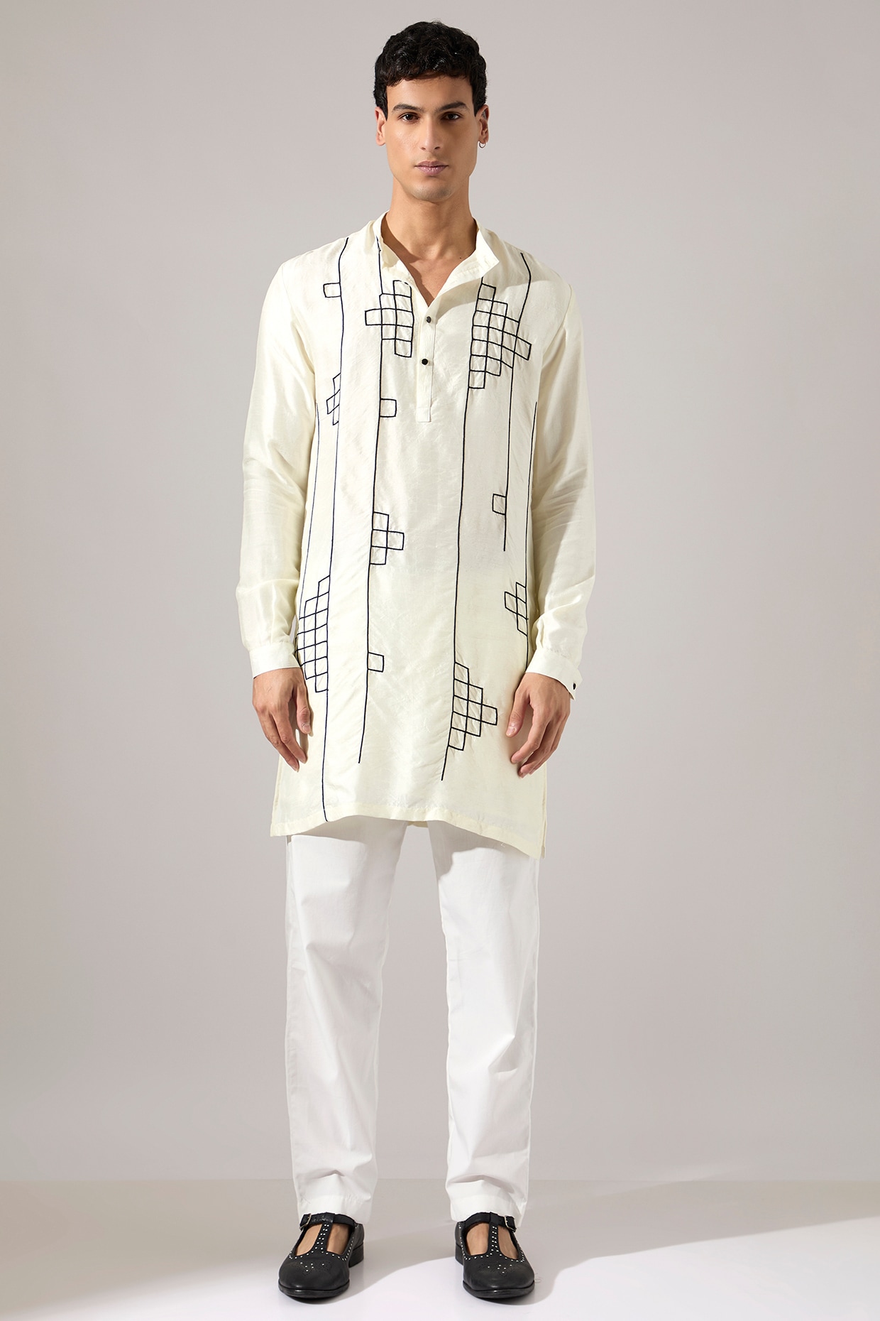 Son Of A Noble SNOB Off-White Raw Silk Hand Embroidered Kurta Set